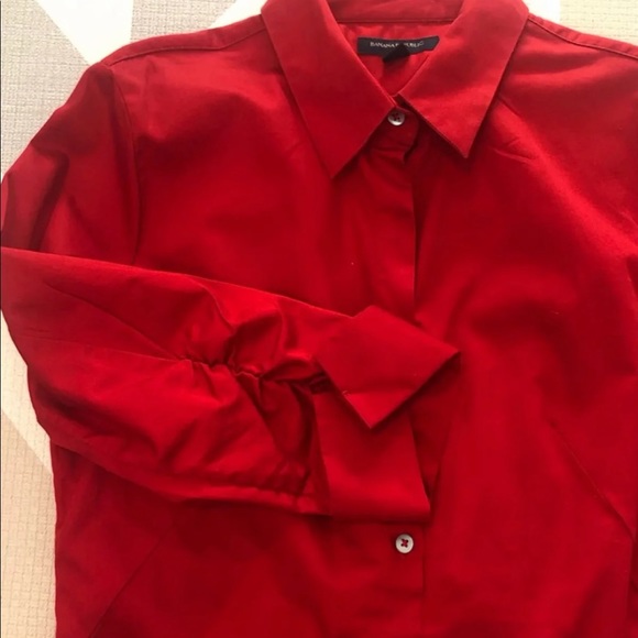 Red banana republic button up blouse - Picture 2 of 5